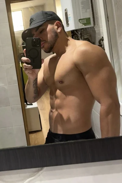 Andrés (27 años) — Madrid, España - 4