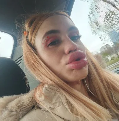 Perla Francisca (22 anos) — Almagro, Argentina - 7