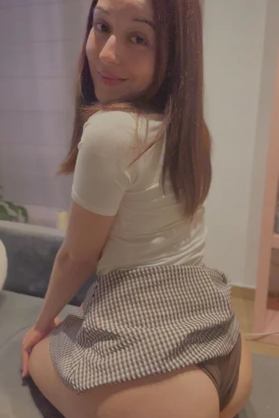 Juli (25 years) — Madrid, España - 4