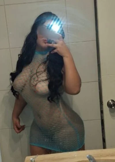 Viviana (21 years) — Independencia, Chile - 6