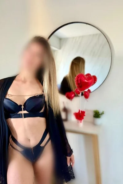 Ambar (40 años) — San Isidro, Argentina - 9