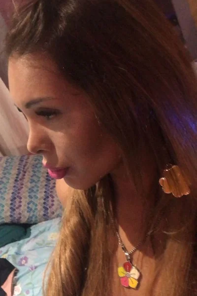 Avril Anderson (30 años) — Colegiales, Argentina - 181