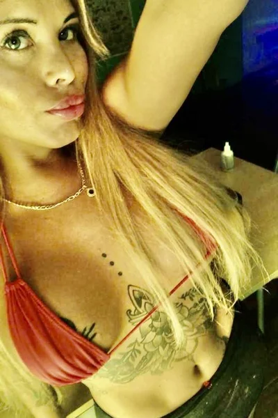 Avril Anderson (30 años) — Colegiales, Argentina - 213