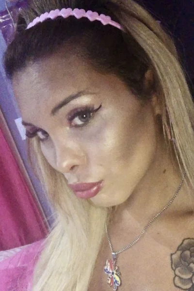 Avril Anderson (30 años) — Colegiales, Argentina - 238