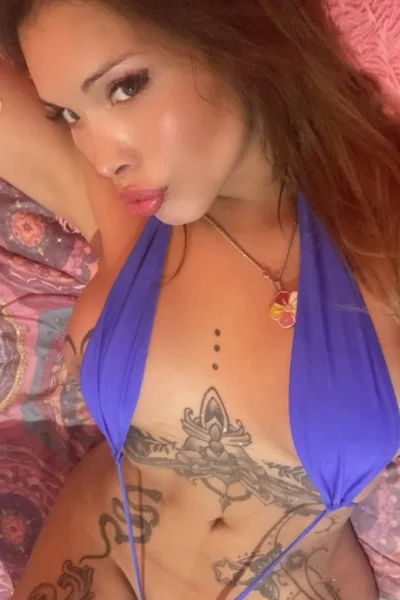 Avril Anderson (30 años) — Colegiales, Argentina - 123