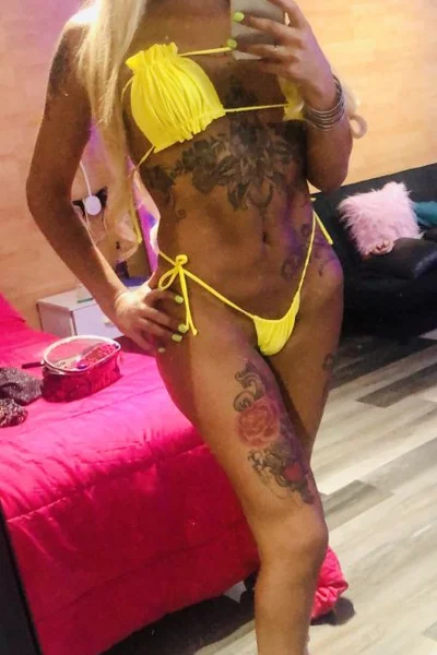 Avril Anderson (30 años) — Colegiales, Argentina - 280