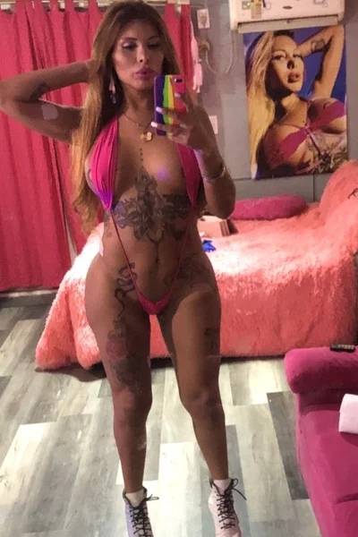 Avril Anderson (30 años) — Colegiales, Argentina - 170