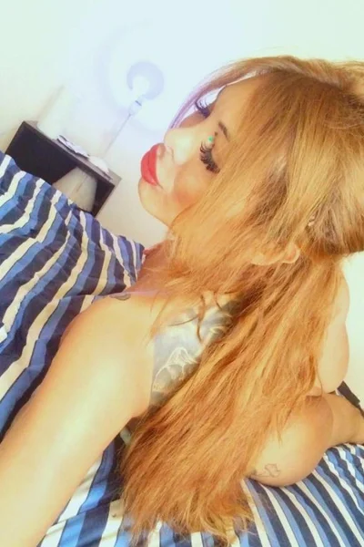 Avril Anderson (30 años) — Colegiales, Argentina - 63