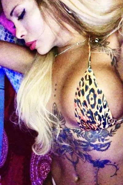 Avril Anderson (30 años) — Colegiales, Argentina - 184