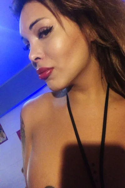 Avril Anderson (30 años) — Colegiales, Argentina - 158