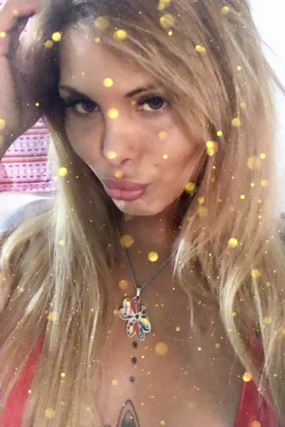 Avril Anderson (30 años) — Colegiales, Argentina - 211