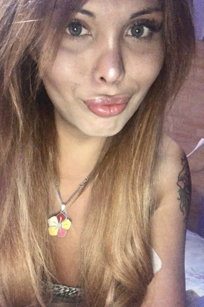 Avril Anderson (30 años) — Colegiales, Argentina - 159