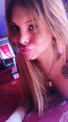 Avril Anderson (30 años) — Colegiales, Argentina - 134