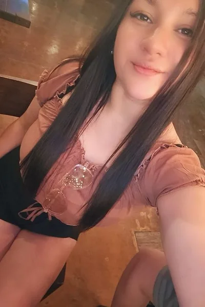 Mikita (29 años) — Añelo, Argentina - 2