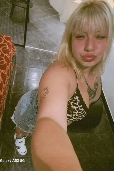 Sele (22 anos) — Puerto Madero, Argentina - 45