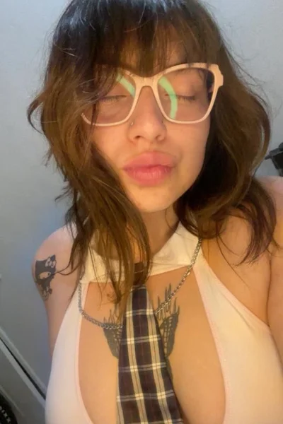 Sele (22 anos) — Puerto Madero, Argentina - 28