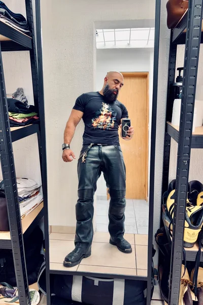 Benjamín (41 years) — Ciudad de México, México - 19