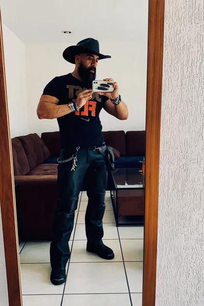 Benjamín (41 years) — Ciudad de México, México - 4