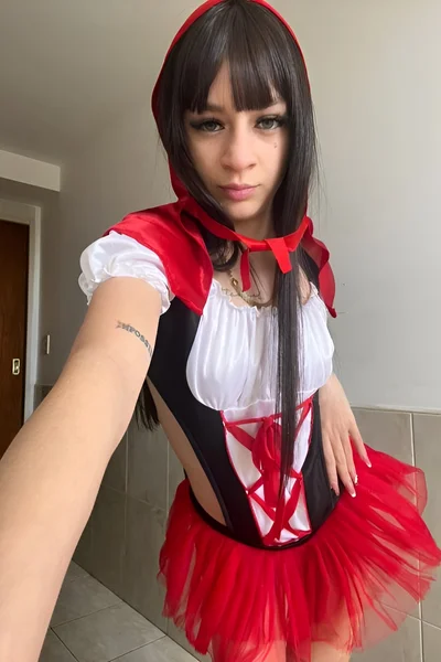 Rubí (19 anos) — Microcentro, Argentina - 18