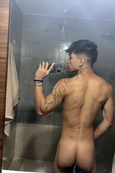 Dante (24 years) — Madrid, España - 23