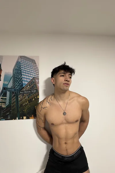 Dante (24 years) — Madrid, España - 27