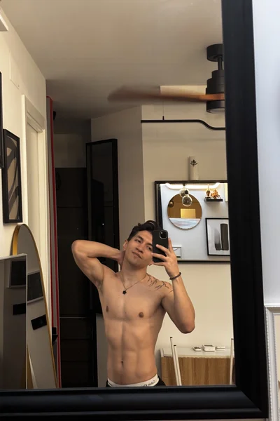 Dante (24 years) — Madrid, España - 4