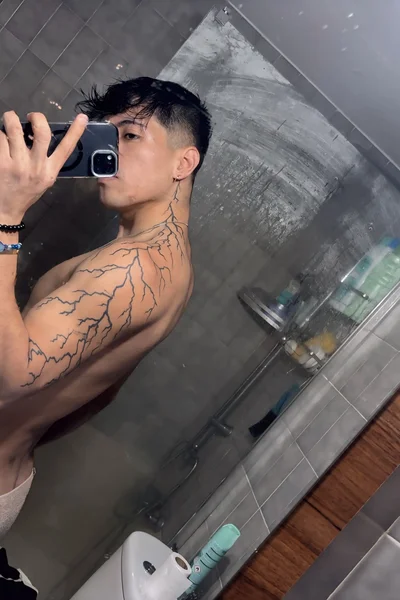 Dante (24 years) — Madrid, España - 18