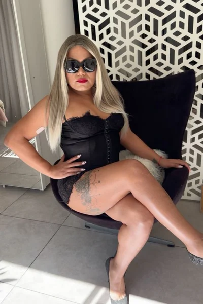Aimee (29 anos) — Montserrat, Argentina - 3