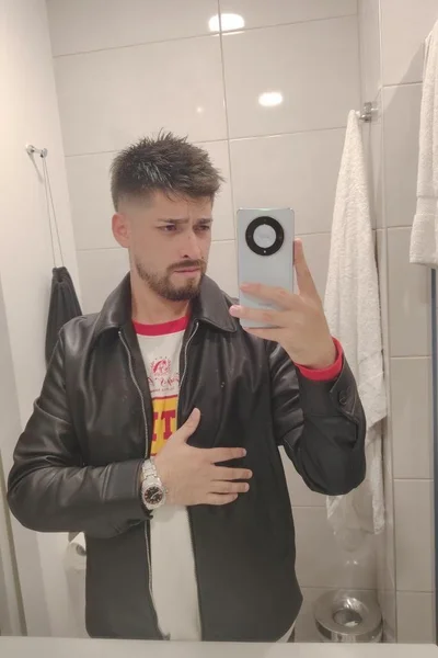 Javier (25 años) — Santiago, Chile - 6