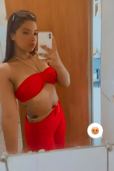 Bia Silveira (31 años) — Minas Gerais / Belo Horizonte