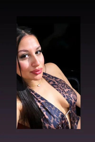 Sofia Dulce (29 años) — Lomas de Zamora, Argentina - 1