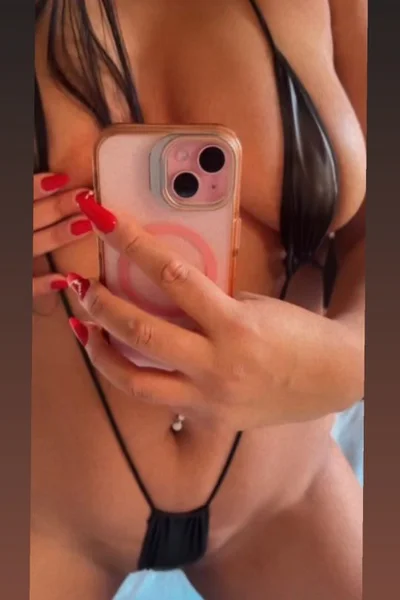 Sofia Dulce (27 años) — Lomas de Zamora, Argentina - 8