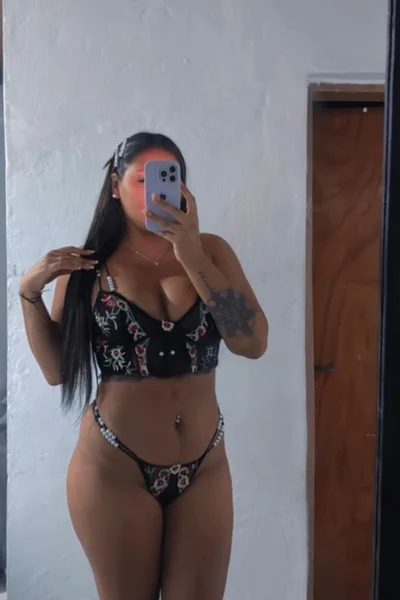 Sofia Dulce (27 años) — Lomas de Zamora, Argentina - 11