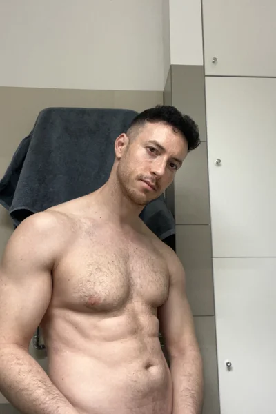 Sergio (28 years) — Madrid, España - 9