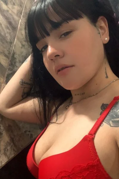 Luciana Lp (27 años) — Montserrat, Argentina - 3