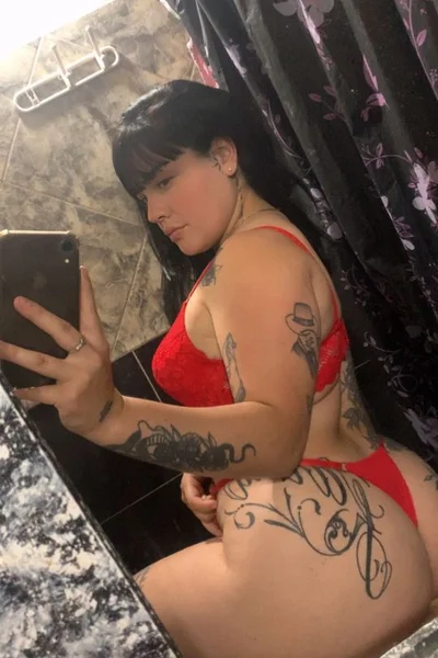 Luciana Lp (27 años) — Montserrat, Argentina - 1