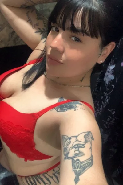 Luciana Lp (27 años) — Montserrat, Argentina - 4