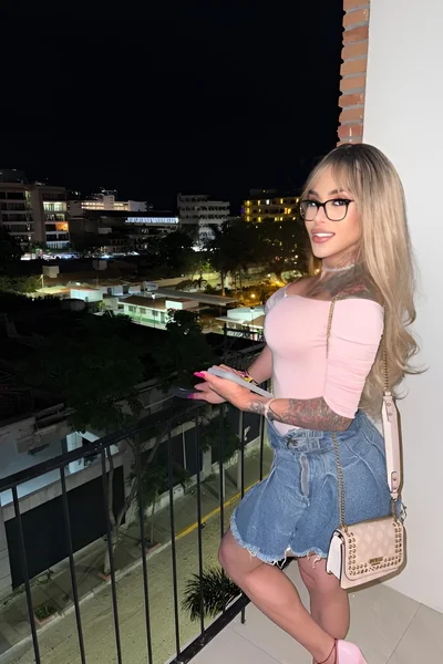 Andrea Soto (25 anos) — Ciudad de México, México - 89