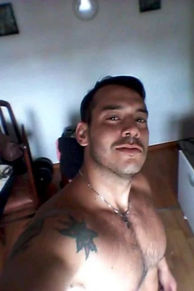 Maximo (33 años) — Centro, Uruguay - 5