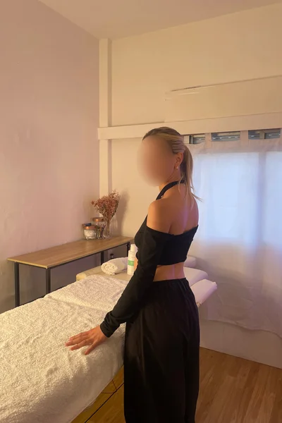 Wendy (27 años) — Puerto Madero, Argentina - 7