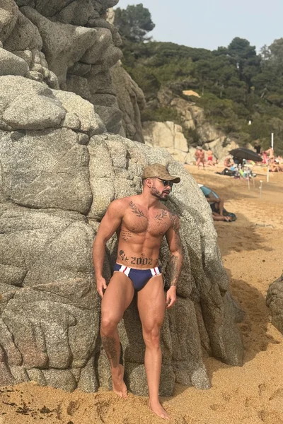 Víctor (24 años) — Madrid, España - 6