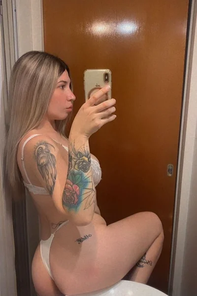 Luchy (26 anos) — Palermo, Argentina - 15