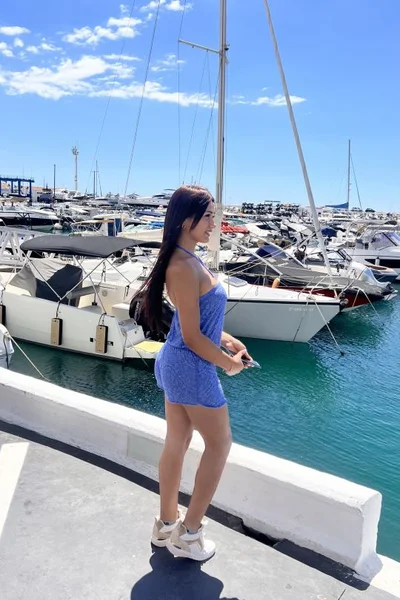 Danitza Vivanco (27 years) — Providencia, Chile - 34