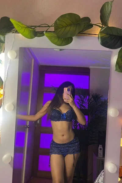 Danitza Vivanco (27 years) — Providencia, Chile - 24