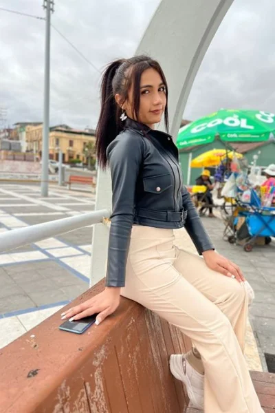 Danitza Vivanco (27 years) — Providencia, Chile - 99