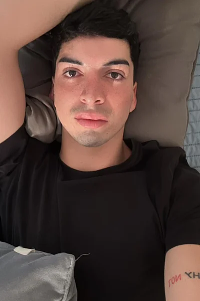 Emiliano (25 años) — Capital, Argentina - 2