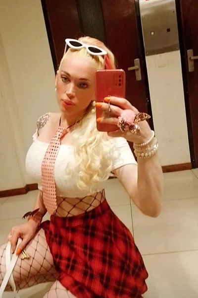 Luciana Dicapri (30 años) — Obelisco, Argentina - 89