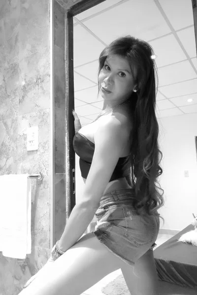 Cecilia Hot (35 años) — Palermo, Argentina - 123
