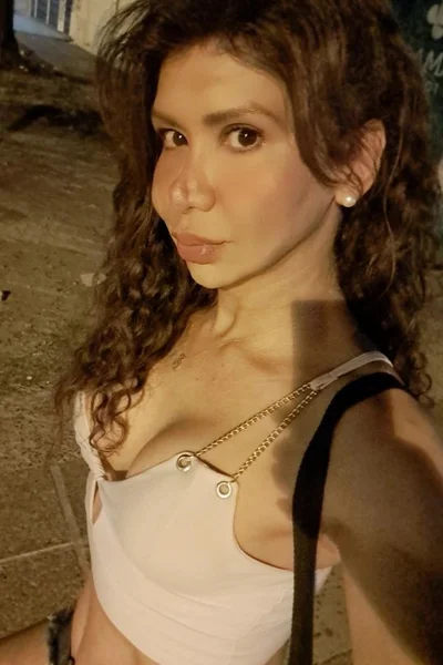 Cecilia Hot (35 años) — Palermo, Argentina - 91