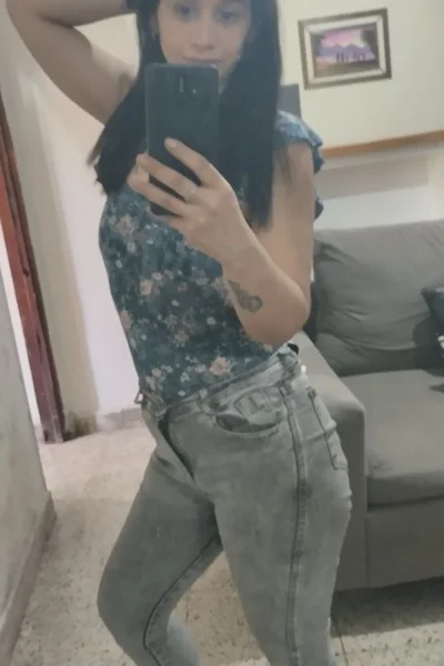 Mile (33 años) — Almirante Brown, Argentina - 29